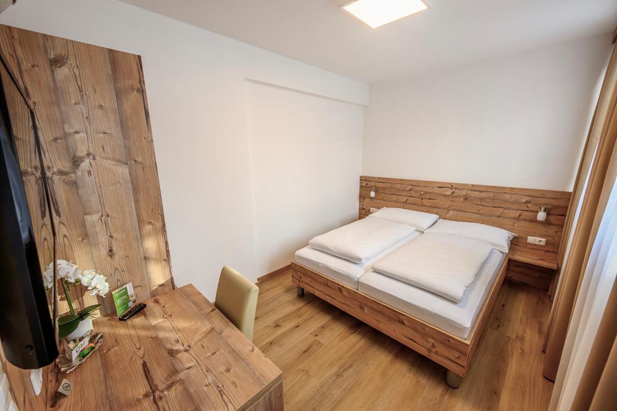 Hotel "City Rooms Wels" ภายนอก รูปภาพ