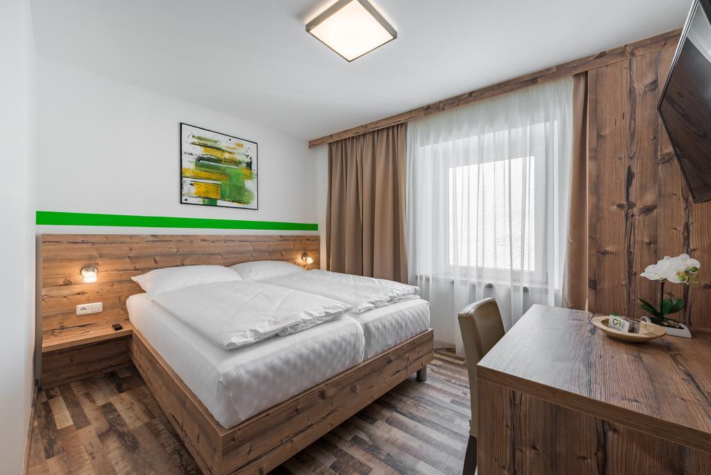 Hotel "City Rooms Wels" ภายนอก รูปภาพ