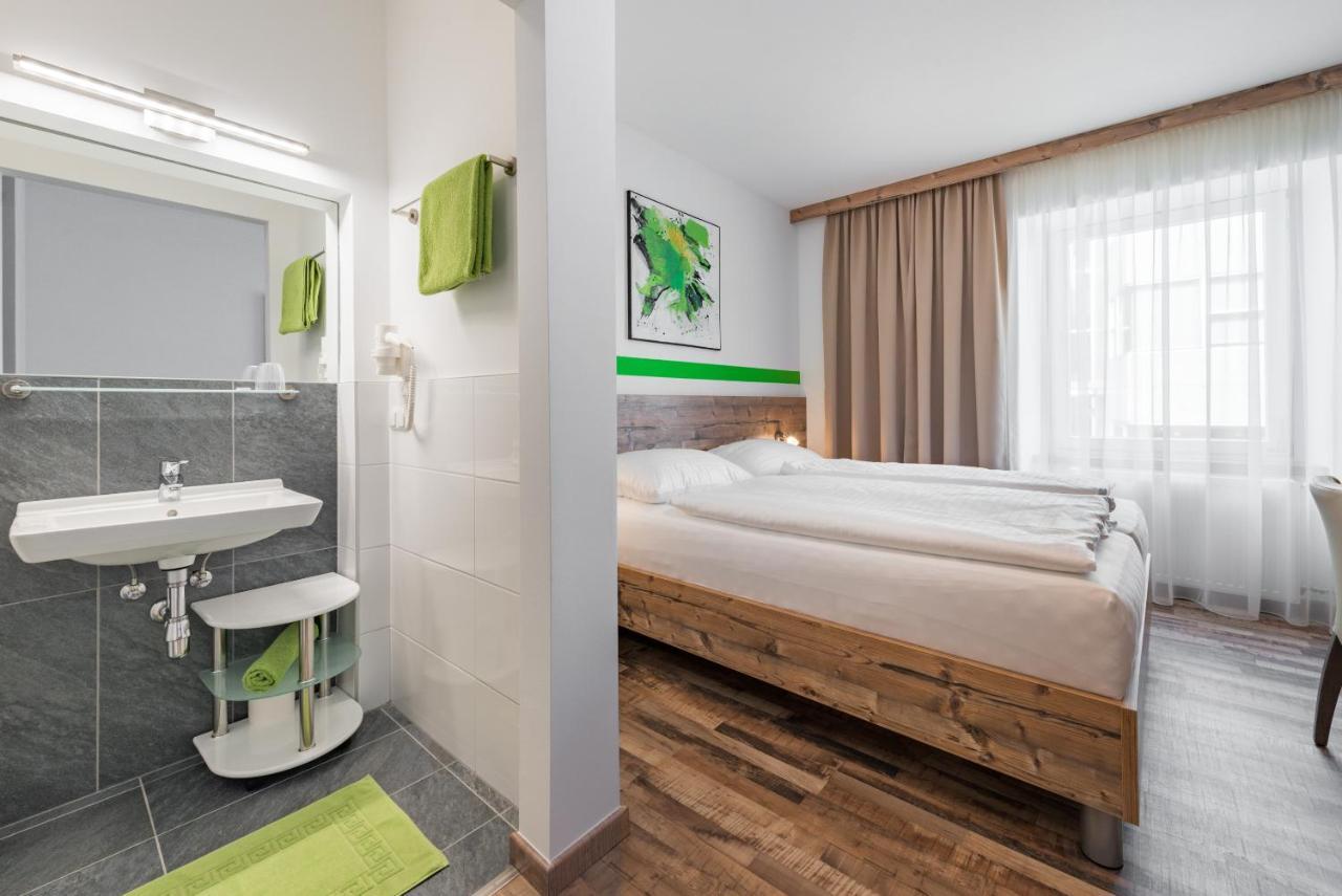 Hotel "City Rooms Wels" ภายนอก รูปภาพ
