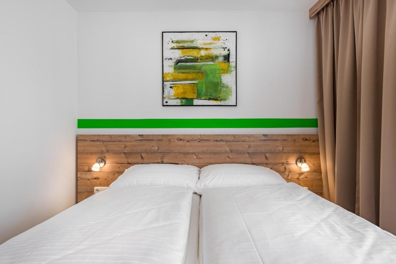 Hotel "City Rooms Wels" ภายนอก รูปภาพ