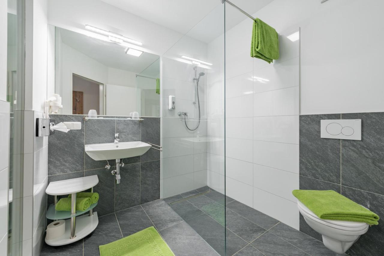 Hotel "City Rooms Wels" ภายนอก รูปภาพ