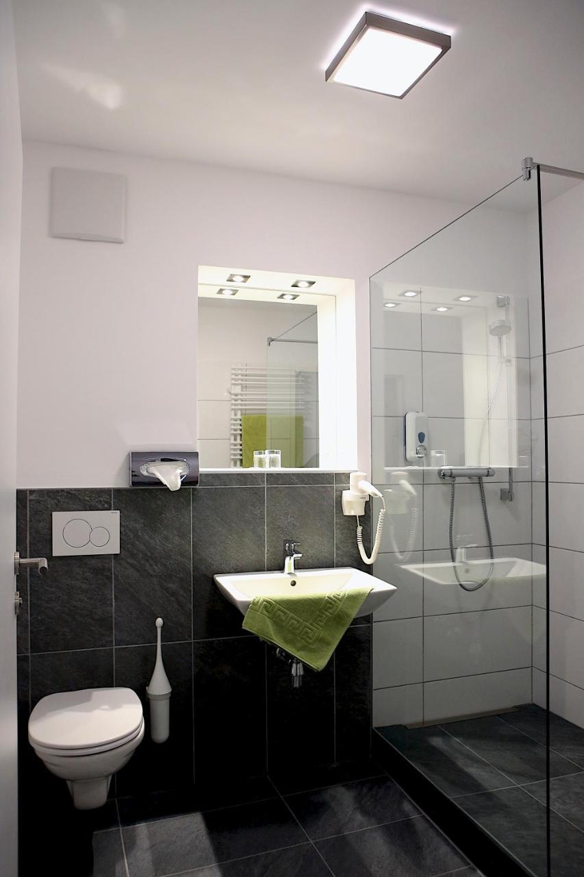 Hotel "City Rooms Wels" ภายนอก รูปภาพ
