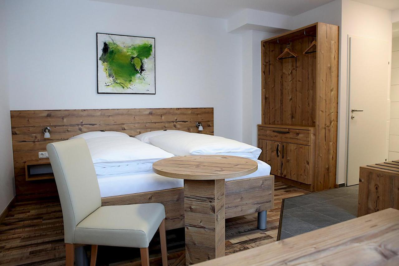 Hotel "City Rooms Wels" ภายนอก รูปภาพ